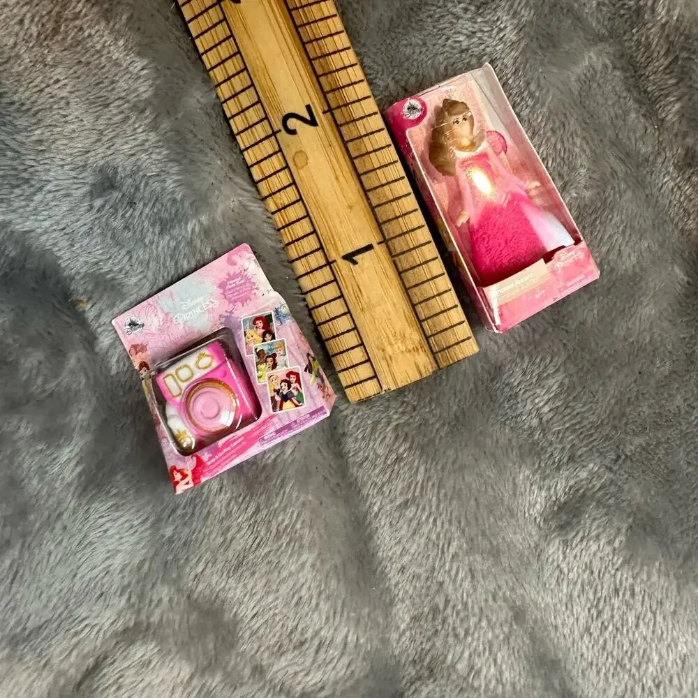Disney Princess Mini Toys Aurora + Snap.& Go Play Camera Pink Zuru Brands